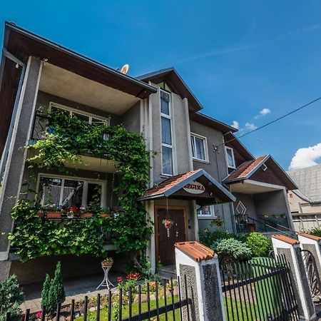 Regina House Hotel Kaunas Kültér fotó